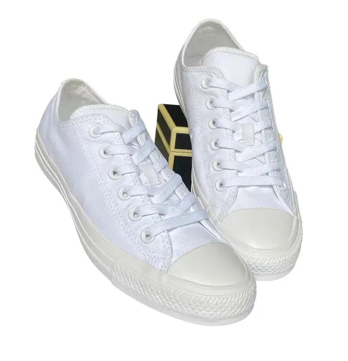 snoerebaand-sneakers-hvid